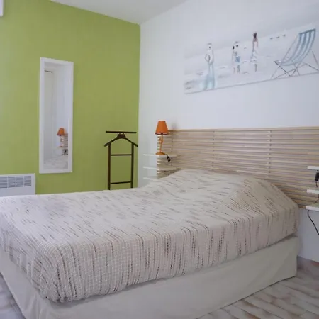 Apartment Deux-pieces Renove Face Avec Parking, 4 Pers - Fr-1-750-100 *